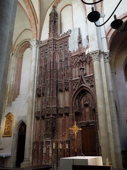 ... à quoi servait donc ce ciborium ?...