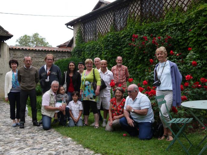 Photo souvenir dans les jardins de Berlioz 