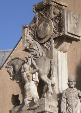 Calcaire de la charité de Saint Martin à Tours (petit clin d'oeil à mes GIN'zzzz... photo de notre formation de guide!)